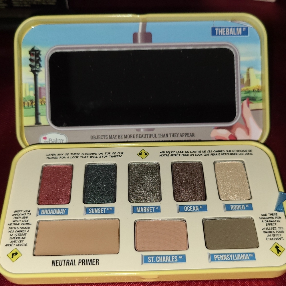 Makeup bundle - Picture 5 of 9